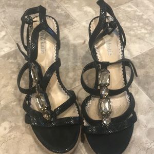 Platform sandals with bling